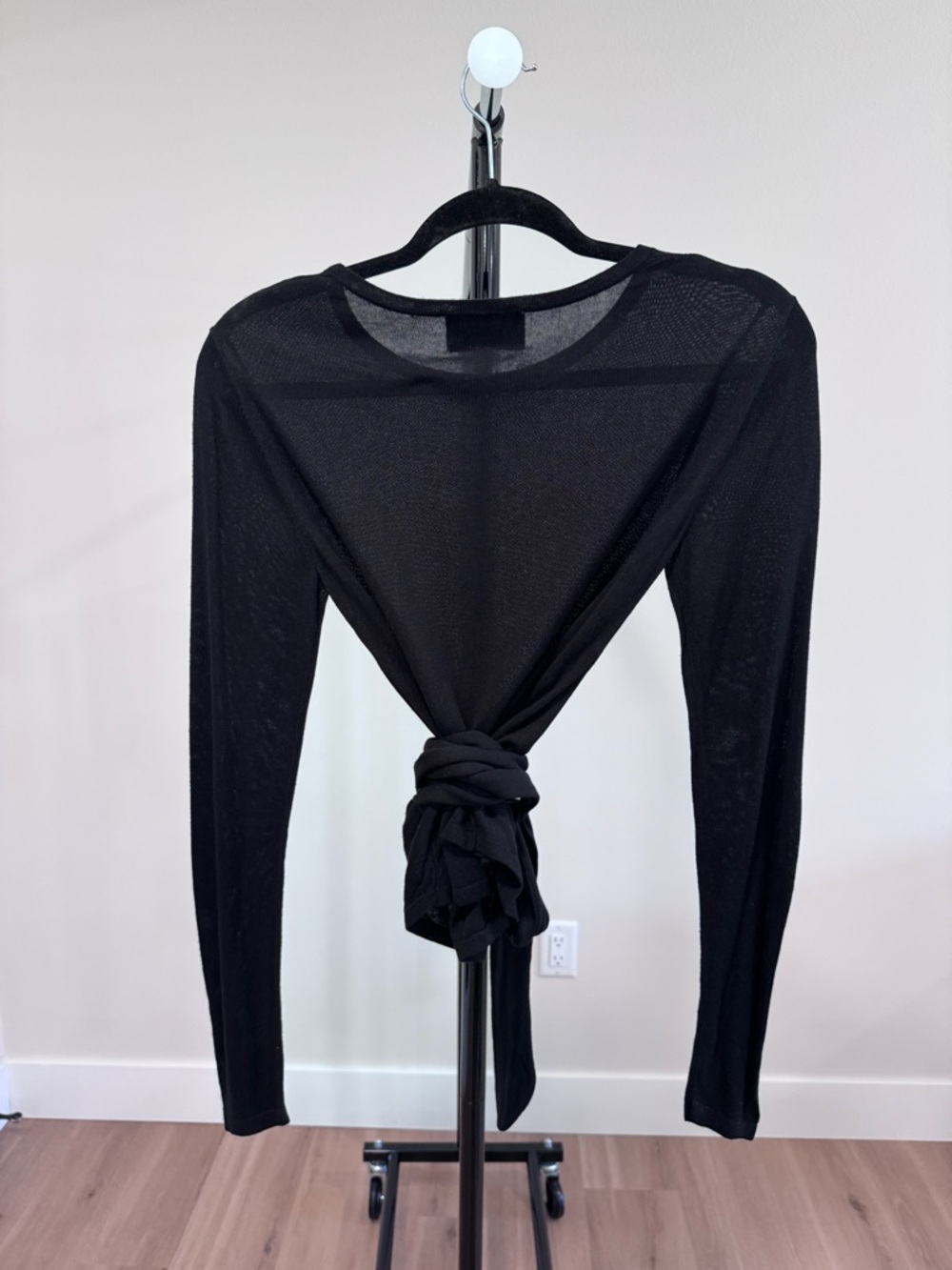 NWOT Modern Citizen Long-Sleeve Tie/Wrap “Stevie” Top, Black - Picture 5 of 6